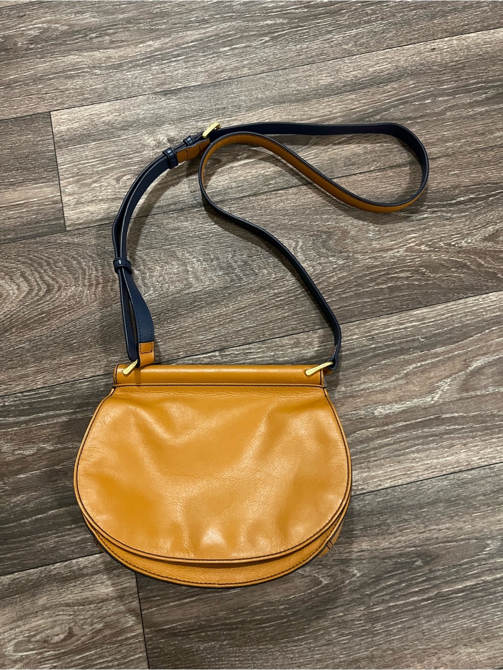Vera Bradley Gallatin Sidesaddle Crossbody Bag in Mustard Yellow RARE